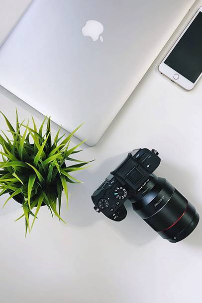 406x305_0000_ron-mcclenny-MTX5ysCCB5o-unsplash brand content services