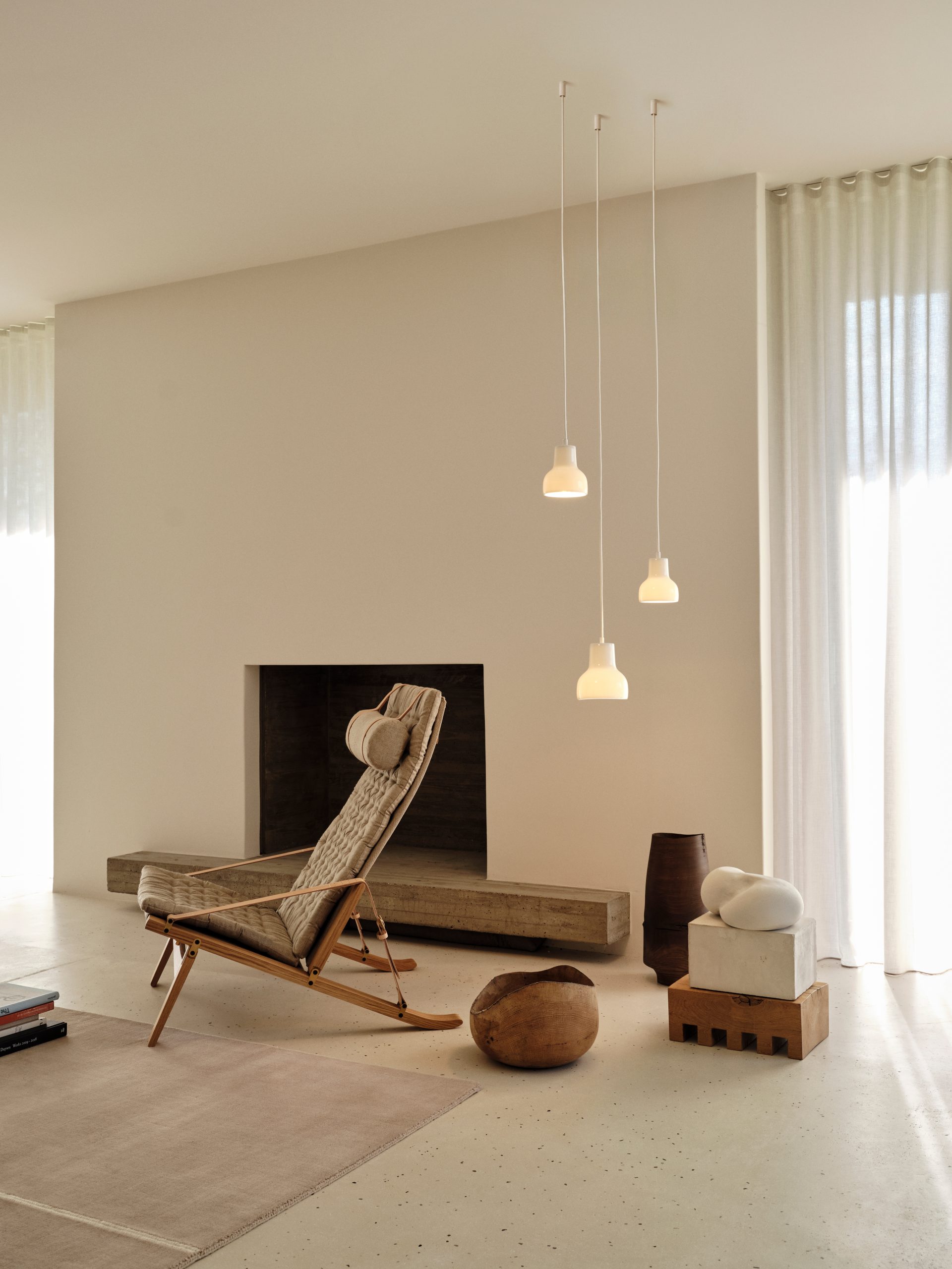 Fauteuils FK10 et table EM82 en chêne huilé