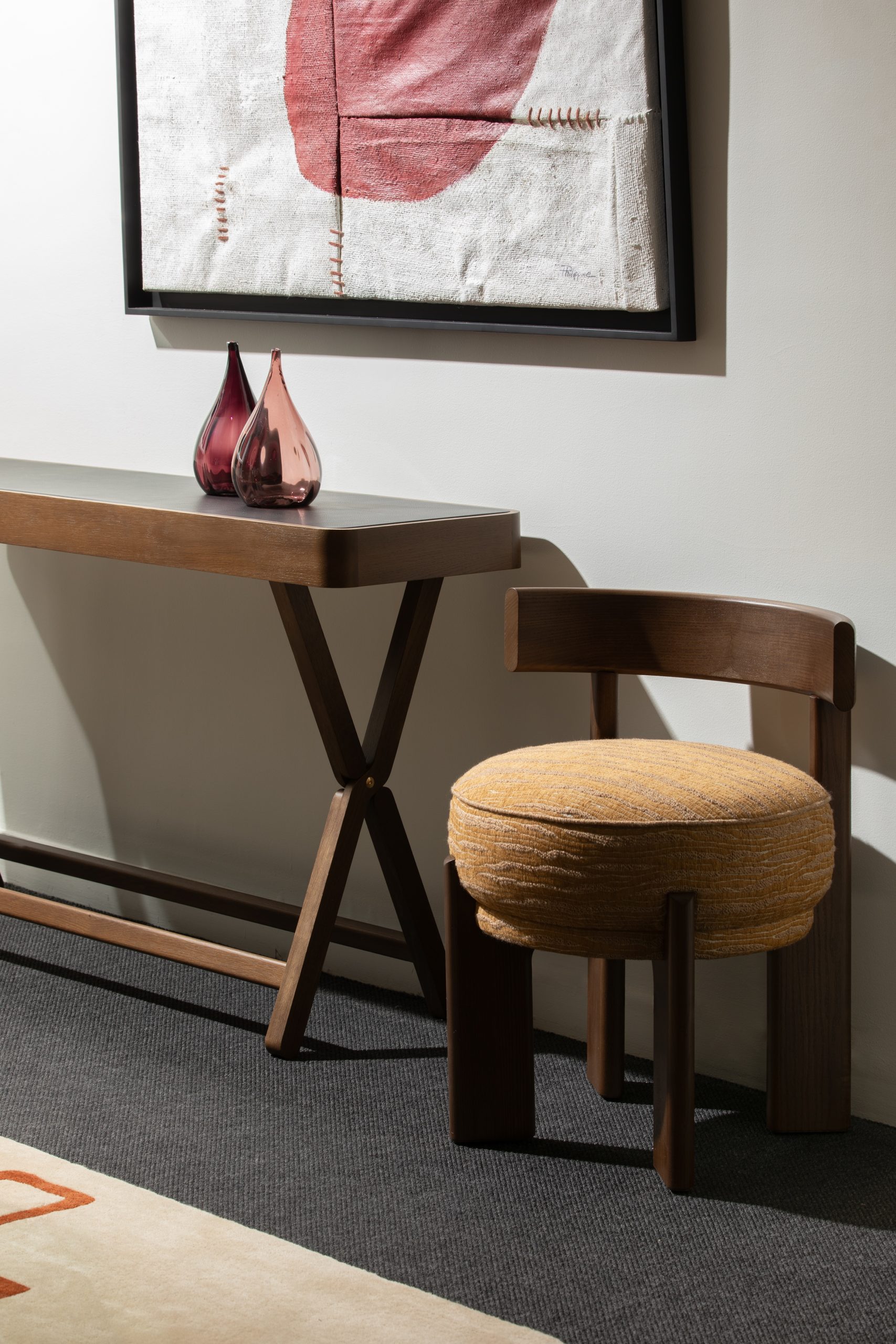 Chaise Barbara et console Émile, le mobilier de complément de la Maison