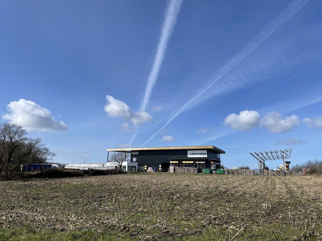 L'agence de Saint-Nazaire dans son paysage